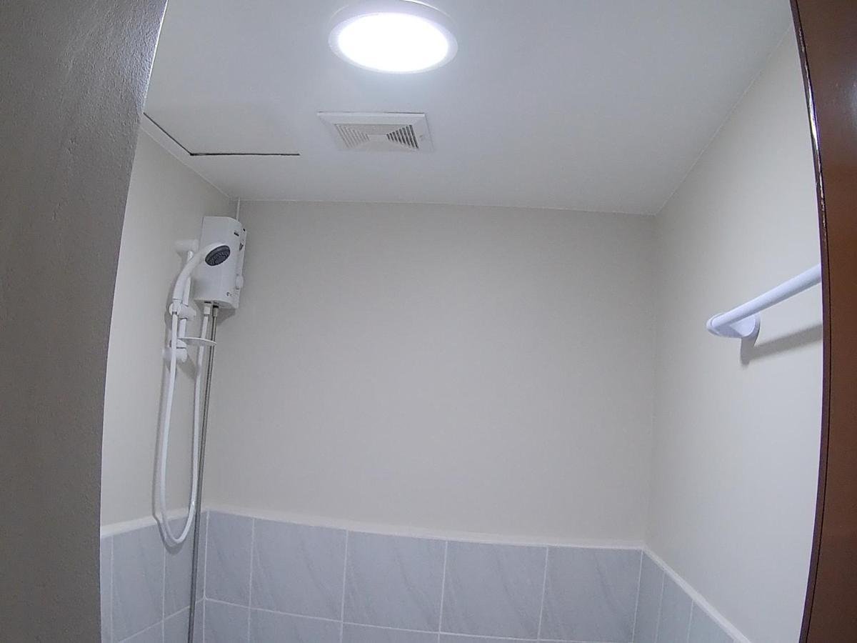 Saekyung Condominium Мактан Екстериор снимка