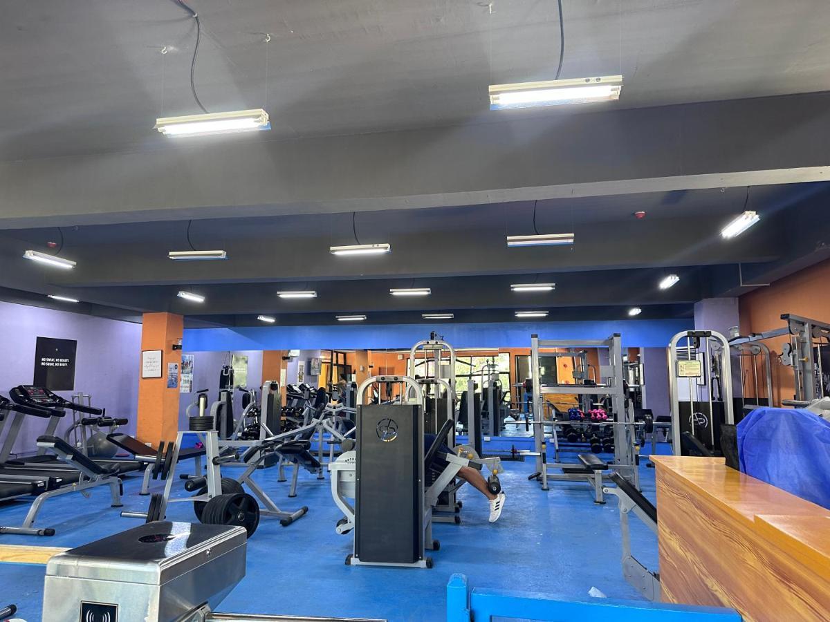 Saekyung Condominium Мактан Екстериор снимка